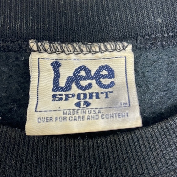 Vintage University of Iowa Hawkeyes Embroidered Sweatshirt Size Large - Picture 2 of 3